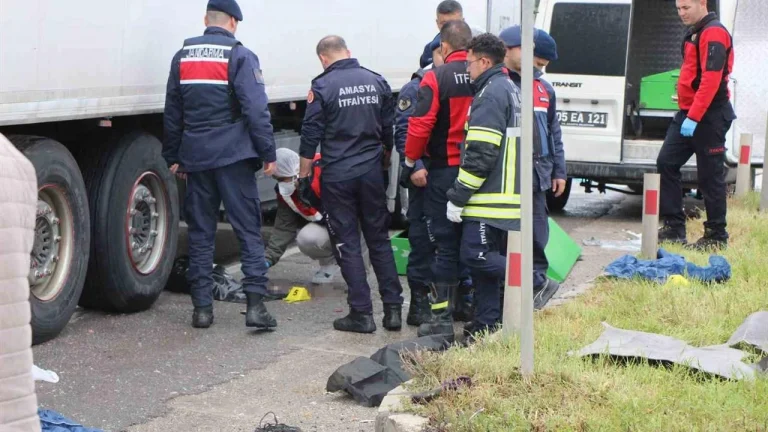 Amasya’da Cenaze Dönüşünde Yaşanan Trafik Kazasında Bebek Hayatını Kaybetti