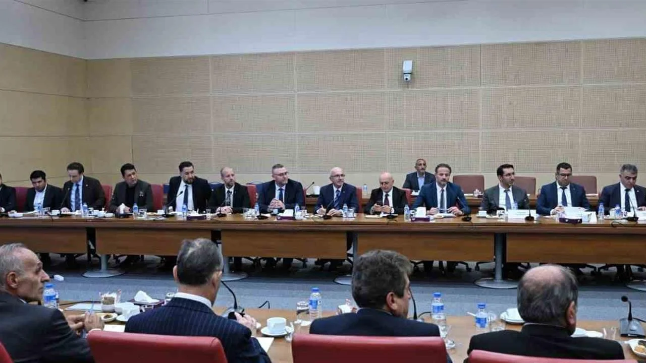 Ankara’da Gerçekleşen TOBB Toplantısında İnşaat Sektörünün Geleceği Üzerine Konuşuldu