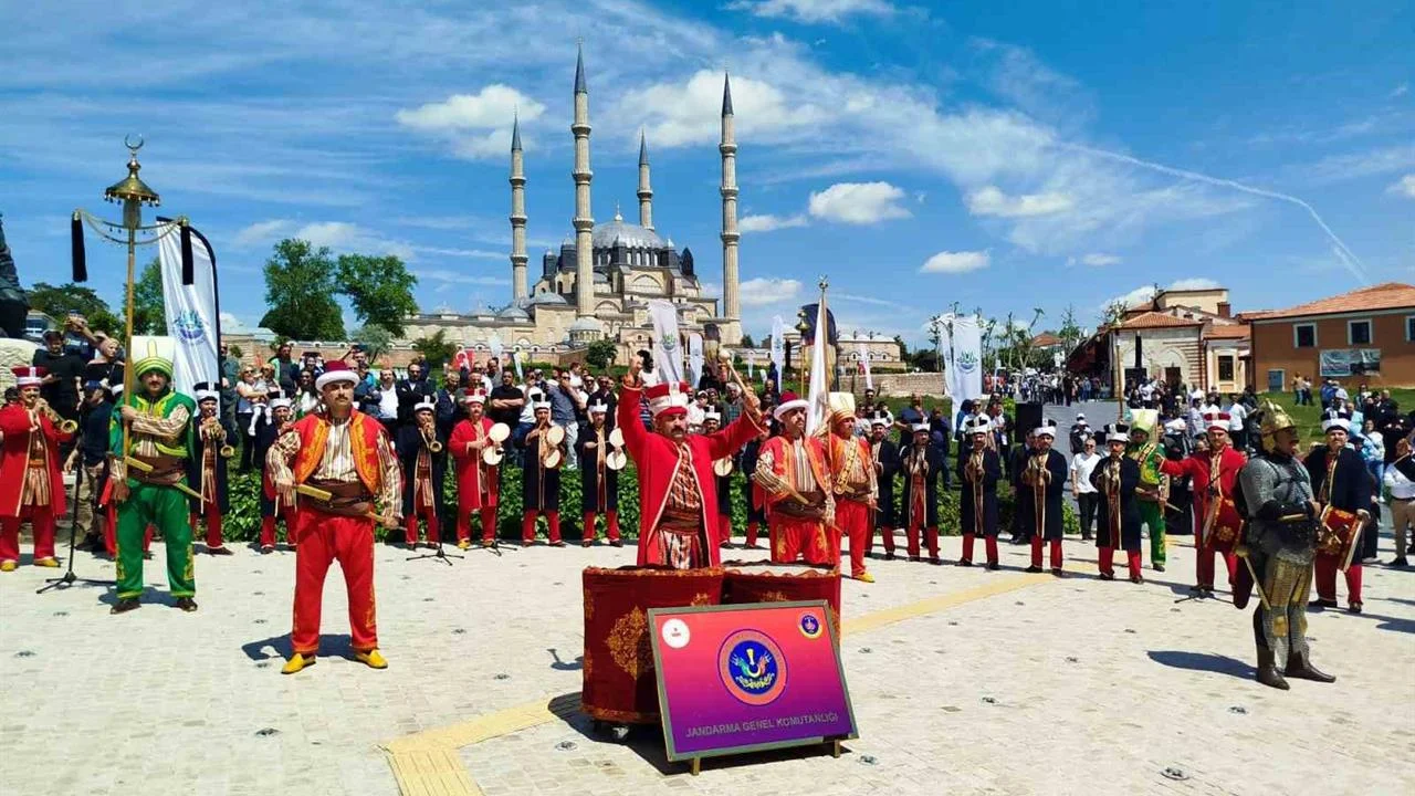Edirne’de İstanbul’un Fethi İçin Mehteran Konseri Düzenlendi