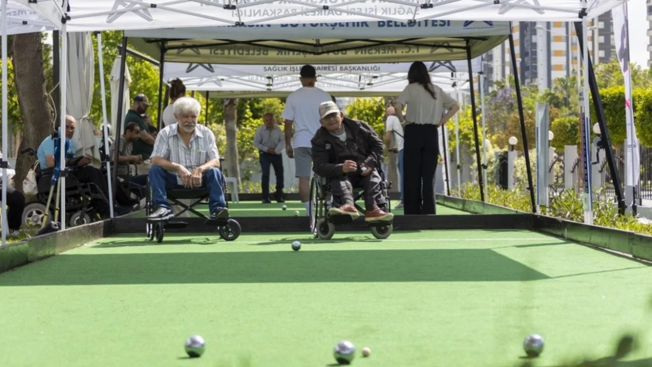 Mersin Engelsiz Yaşam Parkı’nda Bocce Şenliği: Engelli Sporcular Yarıştı